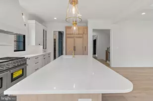 1709 N Harvard St, Arlington, VA 22201 - Photo 8