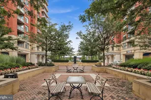 3650 S Glebe Rd, Arlington, VA 22202 - Photo 38