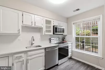 4915 7th Road S #4915, Arlington, VA 22204 - Photo 4