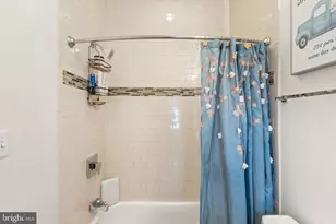4226 40th St N, Arlington, VA 22207 - Photo 52