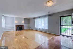 1947 Arlington Ridge Rd, Arlington, VA 22202 - Photo 4