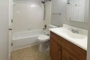2037 S Glebe Rd, Arlington, VA 22204 - Photo 18