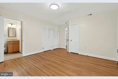 2375 N Vernon Street, Arlington, VA 22207 - Photo 32