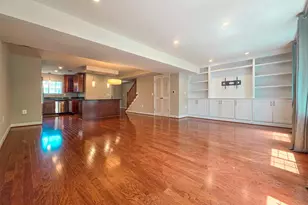 4181 S Four Mile Run Dr, Arlington, VA 22204 - Photo 10