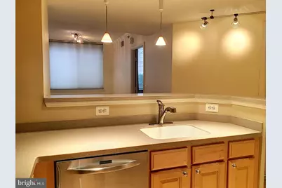 3830 9th Street N #103W, Arlington, VA 22203 - Photo 4
