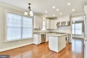 2205 N Edison Street N, Arlington, VA 22207 - Photo 8