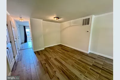 4878 10th Street S, Arlington, VA 22204 - Photo 4