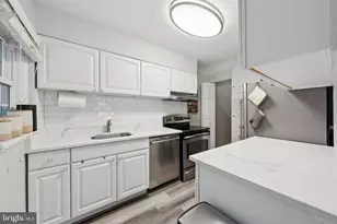 3230 S Utah St, Arlington, VA 22206 - Photo 8