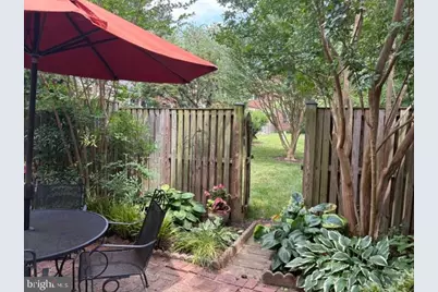 4669 36th Street S #B, Arlington, VA 22206 - Photo 4