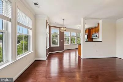 2101 N Monroe Street #215, Arlington, VA 22207 - Photo 6