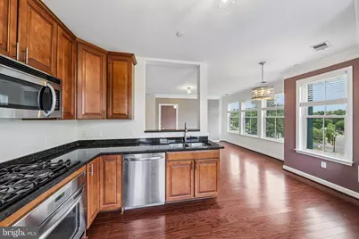 2101 N Monroe Street #215, Arlington, VA 22207 - Photo 12