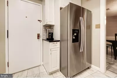1101 S Arlington Ridge Road #106, Arlington, VA 22202 - Photo 4