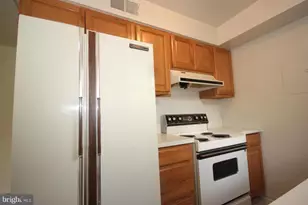 2832 Wakefield Street S, Arlington, VA 22206 - Photo 6