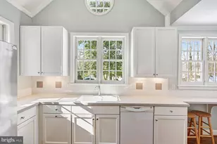 3916 Military Rd, Arlington, VA 22207 - Photo 10