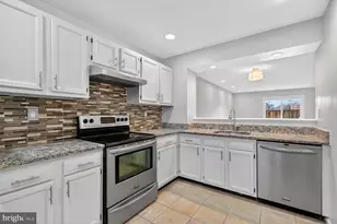 3854 9th Rd S, Arlington, VA 22204 - Photo 8