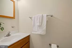 1141 N Vernon St, Arlington, VA 22201 - Photo 20