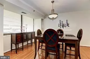1805 Crystal Dr, Arlington, VA 22202 - Photo 4