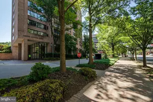 1805 Crystal Dr, Arlington, VA 22202 - Photo 12