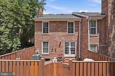 2510 S Walter Reed Drive #3, Arlington, VA 22206 - Photo 18