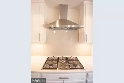5701 11th Street N #2, Arlington, VA 22205 - Photo 24
