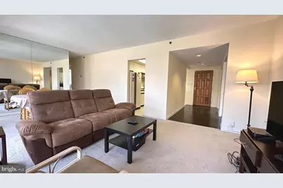 1530 Key Boulevard #832, Arlington, VA 22209 - Photo 10