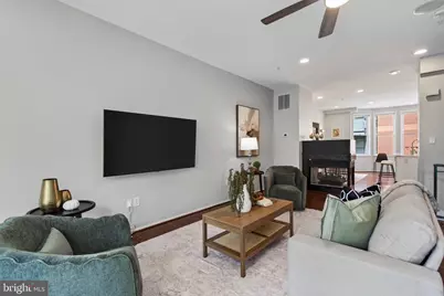 2074 N Oakland Street, Arlington, VA 22207 - Photo 20