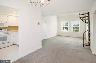 2820 S Abingdon Street S, Arlington, VA 22206 - Photo 8