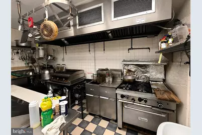 5216 Wilson Boulevard #B, Arlington, VA 22205 - Photo 6
