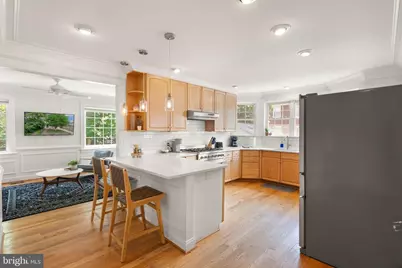 2747 S Uhle Street S, Arlington, VA 22206 - Photo 20
