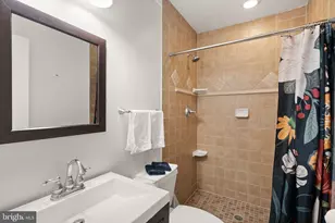 2747 S Uhle Street S, Arlington, VA 22206 - Photo 34