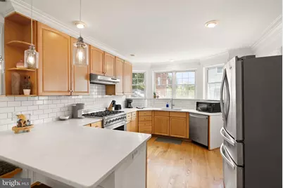 2747 S Uhle Street S, Arlington, VA 22206 - Photo 22