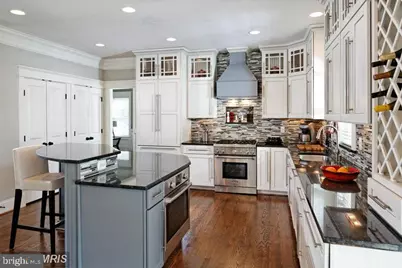 812 21st Street S, Arlington, VA 22202 - Photo 8