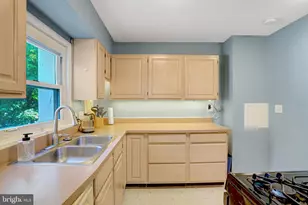 1404 N Roosevelt Street N, Arlington, VA 22205 - Photo 10