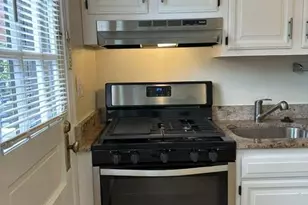1510 S Edgewood St, Arlington, VA 22204 - Photo 8