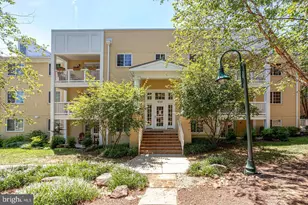 4141 S Four Mile Dr, Arlington, VA 22204 - Photo 1