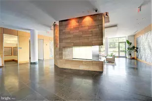 2001 15th Street N, Arlington, VA 22201 - Photo 12