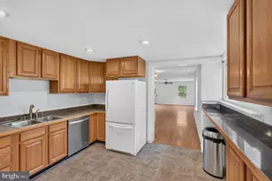 750 N George Mason Dr, Arlington, VA 22203 - Photo 16