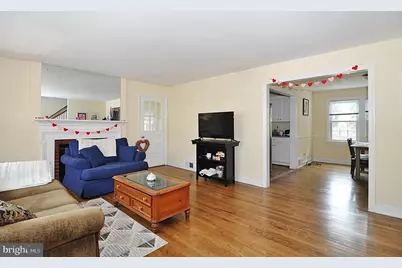 2124 N Troy Street N, Arlington, VA 22201 - Photo 2