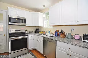 2124 N Troy Street N, Arlington, VA 22201 - Photo 8