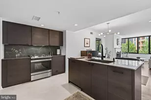 2220 Fairfax Dr, Arlington, VA 22201 - Photo 2