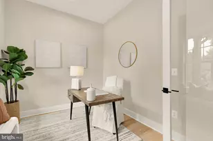 923 17th St S, Arlington, VA 22202 - Photo 8