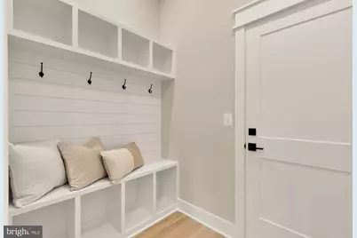 923 17th Street S, Arlington, VA 22202 - Photo 28