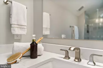 116 N Bedford Street #B, Arlington, VA 22201 - Photo 30