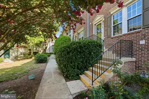 3019 22nd St S, Arlington, VA 22204 - Photo 4