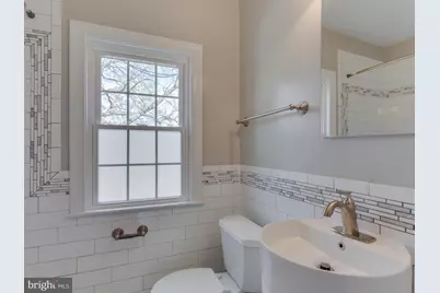 1045 N Monroe Street, Arlington, VA 22201 - Photo 32