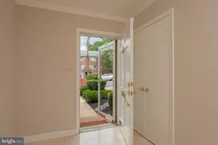 3726 12th St S, Arlington, VA 22204 - Photo 6