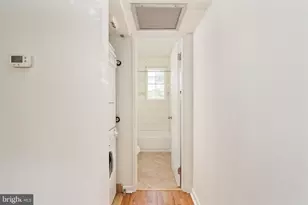 2731 S Walter Reed Dr, Arlington, VA 22206 - Photo 18