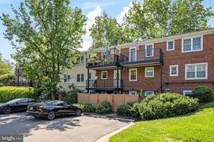 2731 S Walter Reed Dr, Arlington, VA 22206 - Photo 26
