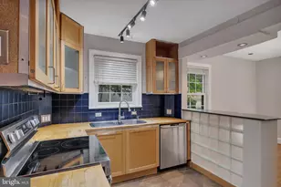 1706 N Glebe Rd, Arlington, VA 22207 - Photo 14
