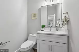 735 N George Mason Dr, Arlington, VA 22203 - Photo 20